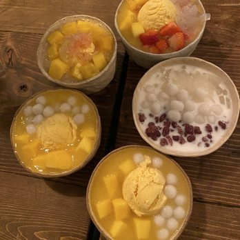 Mango Mango Dessert - Variety of fruit desserts - Desserts Near Me - New York, New York Mango Mango Dessert - Variety of fruit desserts - Desserts Near Me - New York, New York
