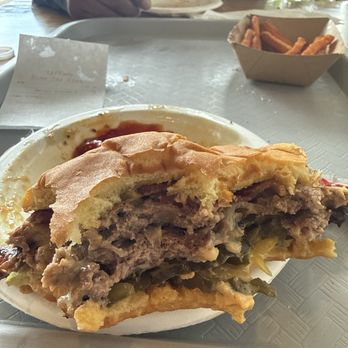 For The Win - Double patty smash Cheeseburger - Burgers Near Me - Los Angeles, California For The Win - Double patty smash Cheeseburger - Burgers Near Me - Los Angeles, California