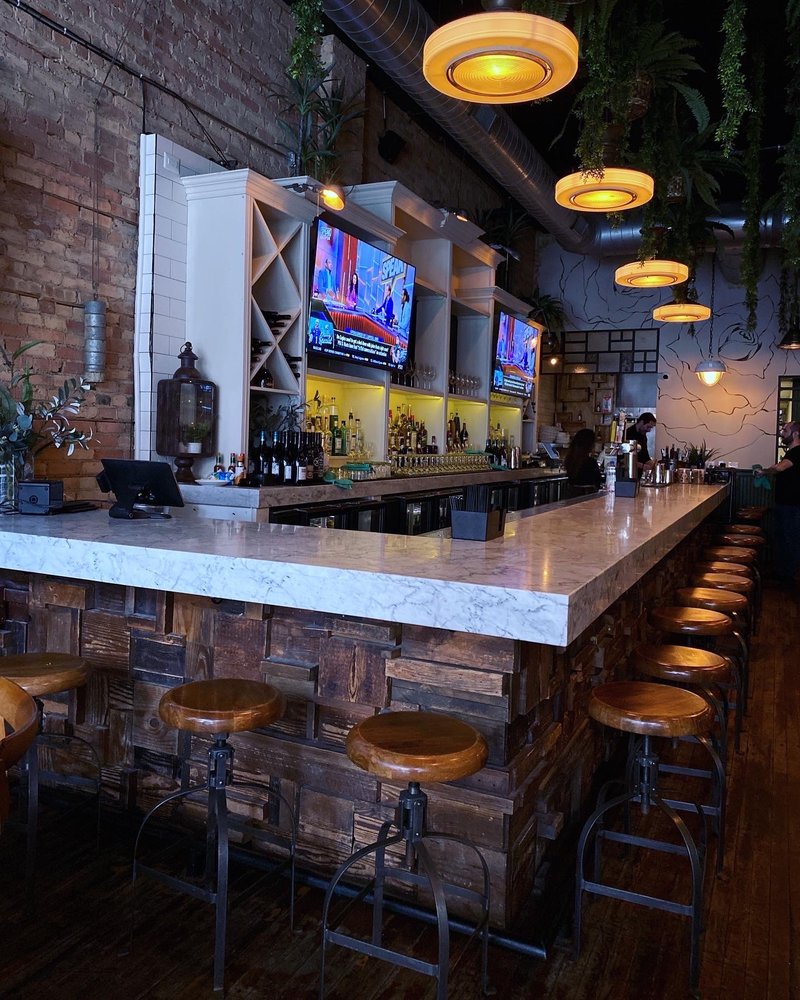 Dear Madison Oyster Bar, Chicago Roadtrippers