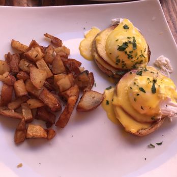 Fig Tree Cafe - Eggs Benedict - Breakfast & Brunch Near Me - San Diego, California Fig Tree Cafe - Eggs Benedict - Breakfast & Brunch Near Me - San Diego, California