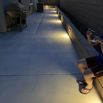 Tony's Landscape - Retaining wall planters with lights and concrete. - Landscaping Near Me - Rialto, California Tony's Landscape - Retaining wall planters with lights and concrete. - Landscaping Near Me - Rialto, California
