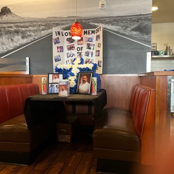 Denny's - A memorial set up for donations for a cook here that passed away from Covid19 .this Denny's donated 15% of last Saturday sales To his family - Diners Near Me - Winslow, Arizona