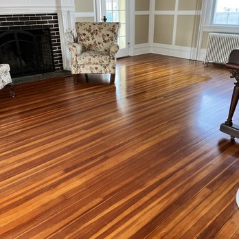 AA Shine Cleaning Services - I don't know what product they used but my pure wood floors were already very tanned, they left them as new!!! It's amazing! - Home Cleaning Near Me AA Shine Cleaning Services - I don't know what product they used but my pure wood floors were already very tanned, they left them as new!!! It's amazing! - Home Cleaning Near Me