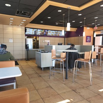 Chipotle Mexican Grill - Lack of service! - Mexican Near Me - Duluth, Minnesota