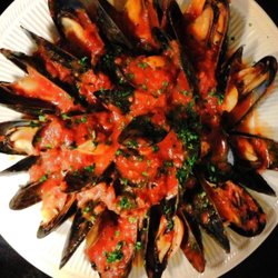 Villa Formia Pizza & Restaurant Of Lynbrook - Mussels fra diavolo.
