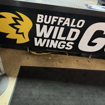Buffalo Wild Wings - Electrical cord at entrance - Chicken Wings Near Me - Springdale, Arkansas