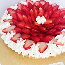 Cakes And Sweets Bakery - Strawberry cheesecake