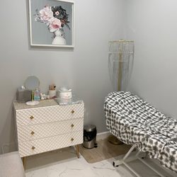 Nail Boutique & Spa - Nail boutique spa