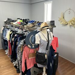 The Consignment Barn