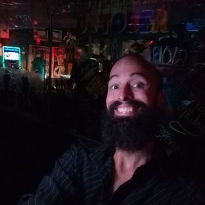 The Corner Pub by null