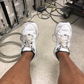 Infiniti Wireless - I'm here with my left and right feet! - Telecommunications Near Me - Sacramento, California Infiniti Wireless - I'm here with my left and right feet! - Telecommunications Near Me - Sacramento, California