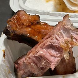 Donnie's Bar-be-cue Smoke House - RAW MEAT COVERED IN SAUCE