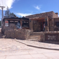 Los Puestos