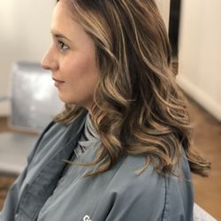 Mecca Beauty - @mirandajsalon