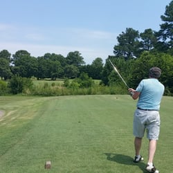 Hillandale Golf Course - Fun par 3 on the back 9