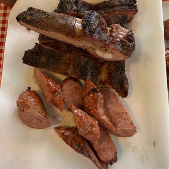 Old 300 BBQ - Sausage and ribs - Barbeque Near Me - Blanco, Texas Old 300 BBQ - Sausage and ribs - Barbeque Near Me - Blanco, Texas