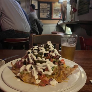 Patterson's Pub - Medium-rare beef nachos - American Near Me - Mendocino, California