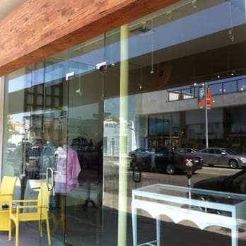 Si Beau Custom Tailor - The Store Front of Si Beau Bespoke Alterations - Sewing & Alterations Near Me - Los Angeles, California Si Beau Custom Tailor - The Store Front of Si Beau Bespoke Alterations - Sewing & Alterations Near Me - Los Angeles, California