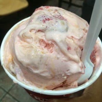 Cold Stone Creamery - Strawberry Blonde :) - Ice Cream & Frozen Yogurt Near Me - Hanford, California Cold Stone Creamery - Strawberry Blonde :) - Ice Cream & Frozen Yogurt Near Me - Hanford, California