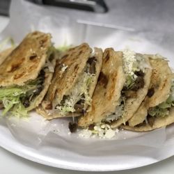 Delicias Mexicanas Yolis - Gorditas