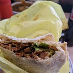 Bionicos y Taqueria El Cabrito - Pastor Burrito