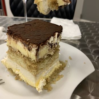 Dolce At The Strand - Tiramisu - Wine Bars Near Me - Wadsworth, Ohio