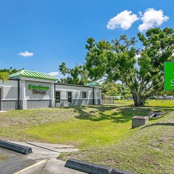 Extra Space Storage - Beauty Image - Self Storage Near Me - Cape Coral, Florida Extra Space Storage - Beauty Image - Self Storage Near Me - Cape Coral, Florida