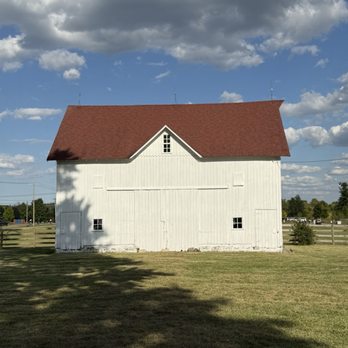 Maplelawn Farmstead - 1880's barn - Venues & Event Spaces Near Me - Zionsville, Indiana Maplelawn Farmstead - 1880's barn - Venues & Event Spaces Near Me - Zionsville, Indiana
