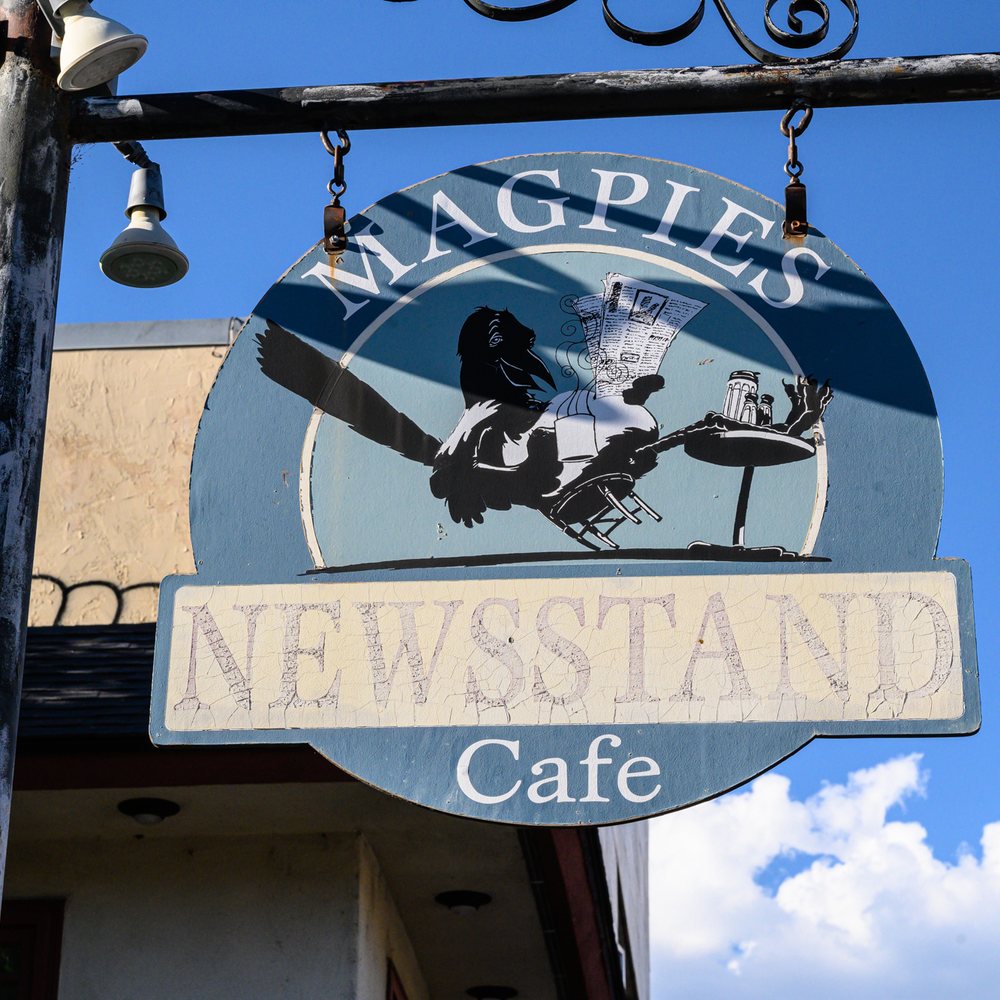 a sign for a cafe a sign for a cafe