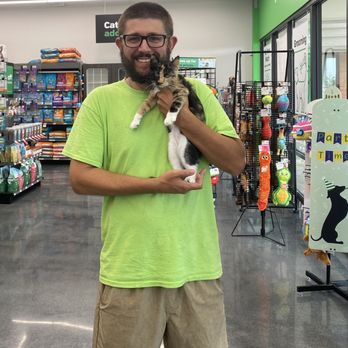 Pet Supplies Plus Milford - Pet Groomers Near Me - Milford, Ohio