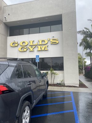 GOLD’S GYM - Updated April 2025 - 12 Photos &amp; 55 Reviews - 6144 Calle ...