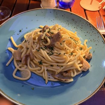 La Vecchia Locanda - Long pasta with wild mushrooms. - Italian Near Me - Rome, RM