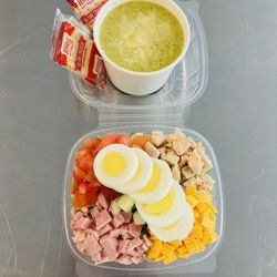 Danny’s Deli - Soup & Salad Combo