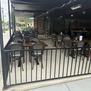 Seven Seas Bar and Grill - Outside seating - Seafood Near Me - Vista, California Seven Seas Bar and Grill - Outside seating - Seafood Near Me - Vista, California