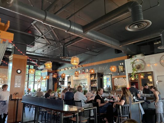 SWeL Restaurant by null