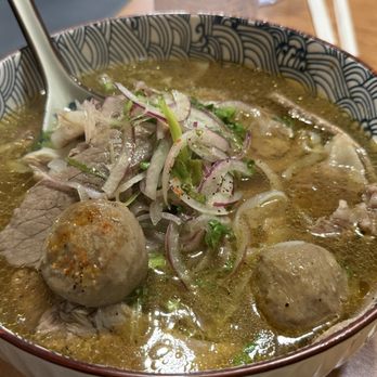 Me’s Kitchen - Pho - Vietnamese Near Me - Sacramento, California Me’s Kitchen - Pho - Vietnamese Near Me - Sacramento, California