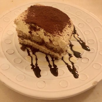 Lusardi's - Tiramisu - Italian Near Me - New York, New York