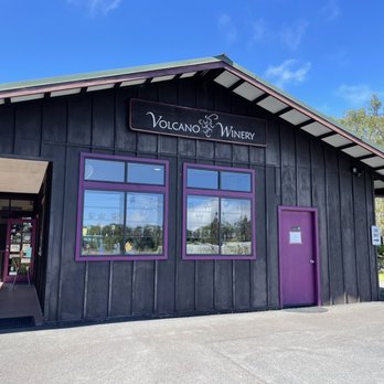 Volcano Winery - Wineries Near Me - Volcano, Hawaii