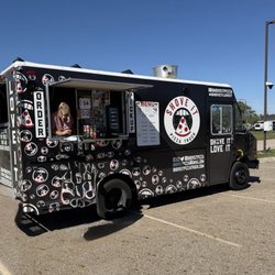 Shove it Pizza Truck - Food truck