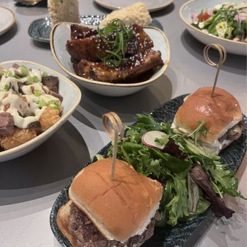 Arts & Central - Lamb sliders, sticky rib fingers, 611 salad - American Near Me - Sarasota, Florida