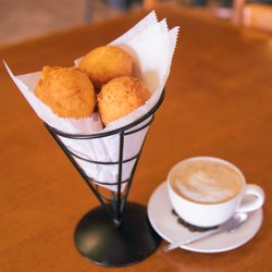 El Sabor De Mi Pueblo - Buñuelos & Café Con Leche