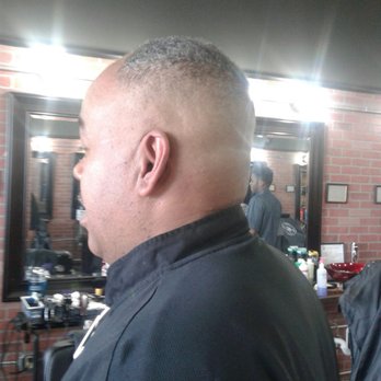 Cameron Graham Barber Lounge - Barbers Near Me - Charlotte, North Carolina