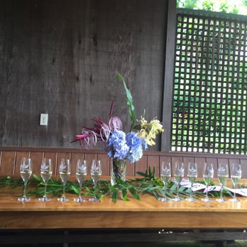 MauiWine - Beautiful setup - Wineries Near Me - Kula, Hawaii