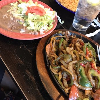 El Azteca - Veggie Fajitas - Mexican Near Me - Dover, Delaware El Azteca - Veggie Fajitas - Mexican Near Me - Dover, Delaware