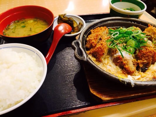 飯屋 ザ・めしや24 - Updated December 2025 - 13 Photos - 千日前2丁目11