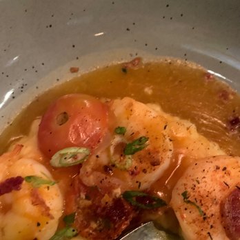 Palette 22 - Shrimp and Grits - Bars Near Me - Arlington, Virginia Palette 22 - Shrimp and Grits - Bars Near Me - Arlington, Virginia
