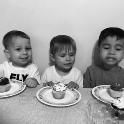 Moni's Daycare - A nice little birthday treat! :)