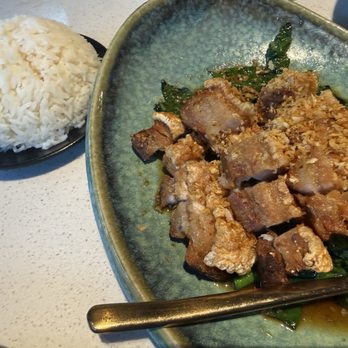Susu Siam - Crispy pork and veggies - Thai Near Me - Scarborough, Ontario Susu Siam - Crispy pork and veggies - Thai Near Me - Scarborough, Ontario