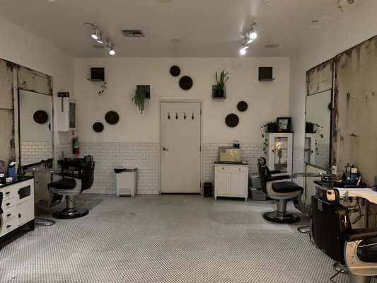Blind Barber by null