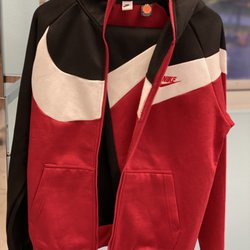 Purseuasive Pieces